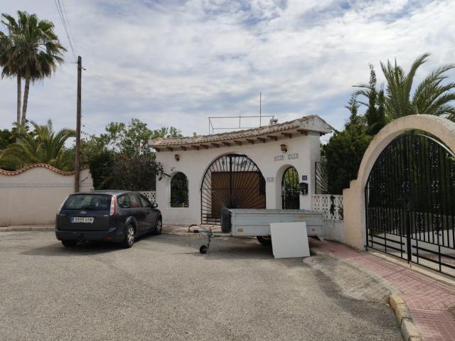 Casa De 167 M Y 4 Hab En Venta Rojales Alicante Servihabitat